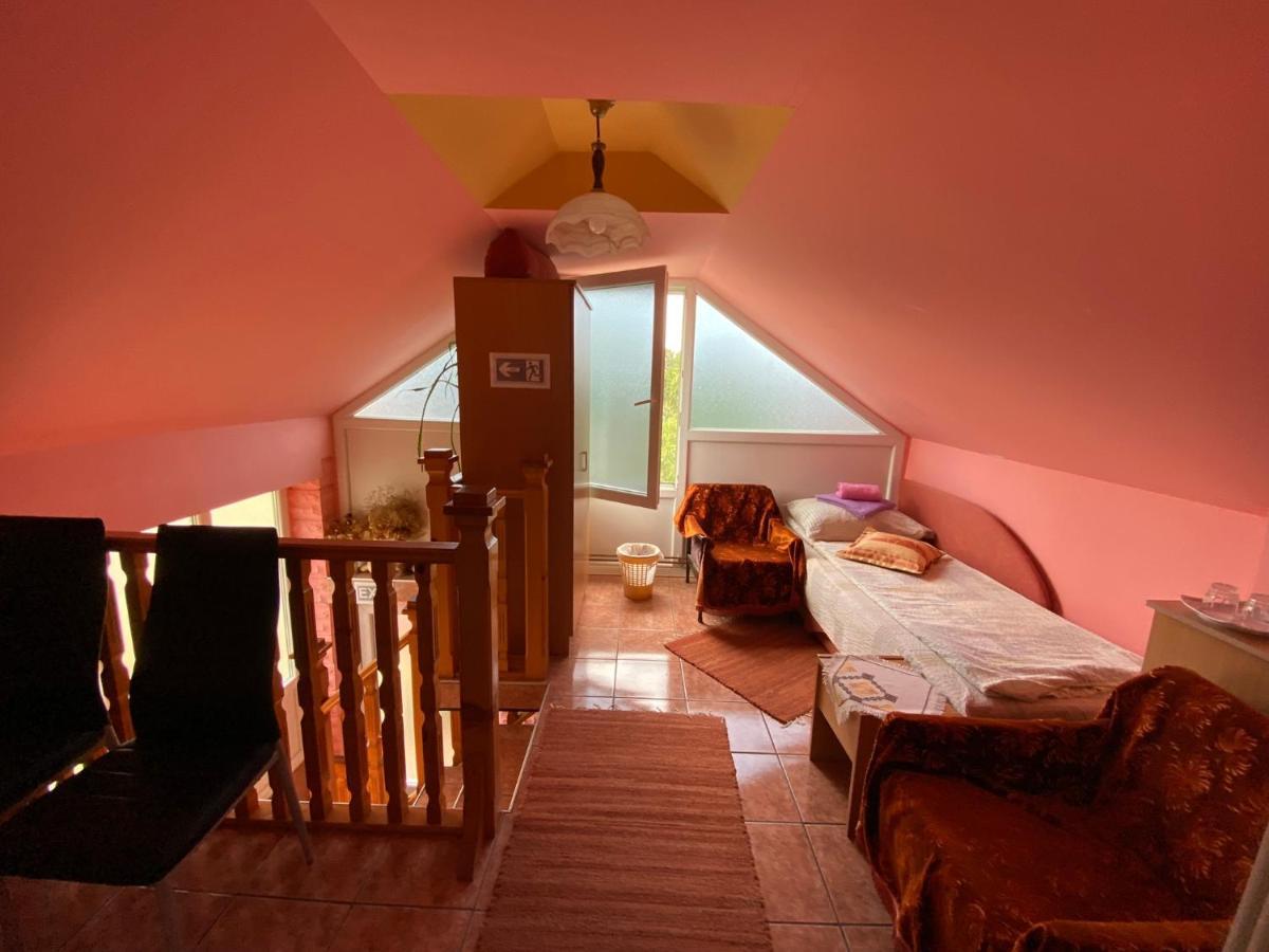 Sud ,,Antal I Olga,, Bed & Breakfast Skorenovac Ngoại thất bức ảnh